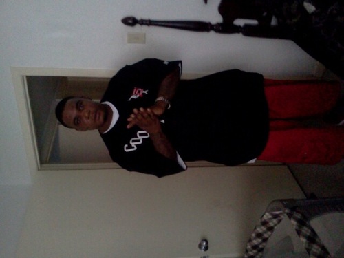 PistolPHBLEnt's profile picture. hungry wit this music tryna take it to a diffrent level