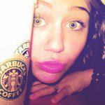 I'm italian xx I love oned,justinb,cherl,mileyc,ddlovato,adele,arianag,codys. I'm belieber and directioner. kiss kiss, gossip girl (?) xx