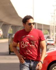 vissu260's profile picture. up to u to decide. :-)