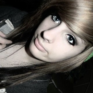 MeganSquirrel's profile picture. HI im Megan 17 years young. and single. Music is my life (: