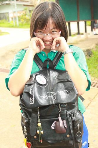 ชื่อ แนนค่ะ ฟอลโล่ว์กันเยอะๆนะจ๊ะ ,, ฟอลมาฟอลกลับค่ะ ^^