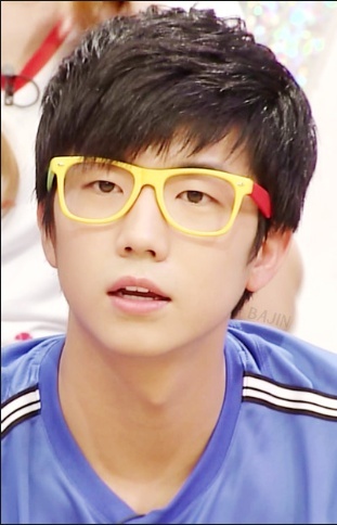 This is Jang Wooyoung :)Verified RolePlayer from @RPlayerEnt Date of Birth : 30 April 1989Position : Main Vocalist in 2pm