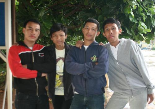 maju terus pantang mundur......