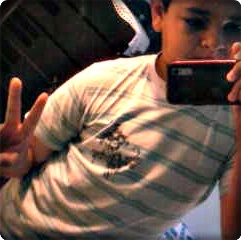Mee Xaamo Guiilherme ,, teenhu 10 aanuus ssoo nooviin maiss tuudoo beiim aamuu CHOCOLATE :33 aamuu qqueiim mee amaa queiim naum mee aamaa FODA-SE & ee sooo :DDD