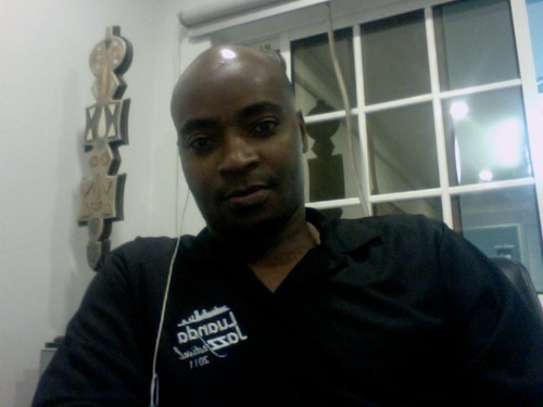Joe Cacunga,tambem conhecido como Stive nascido em luanda, produtor na agência Nguimbi - Produções, artistas: Gabriel Tchiema, Totó e Angela Ferrão.