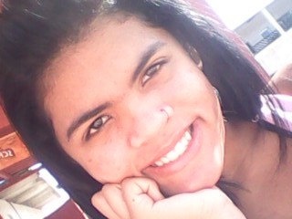 Eu sou chata , bobona , legal com quem é cmmg ,  orgulhosa & ciumenta . FamiliÁ &  Amigos  (♥)       http://t.co/V8YBAOZ3xz