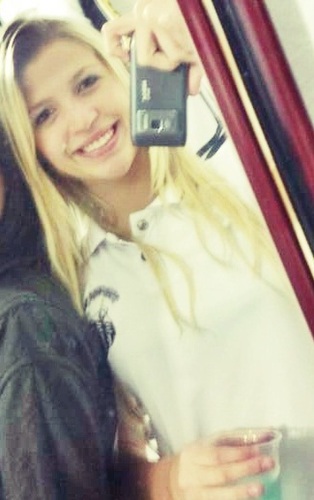 É pra derrubar todo esses frango,,É só as mina* zika que representa o comando, Ejaé ... A #LOIRA linda haha e APAIXONADA pelo @Mclon_oficial s22