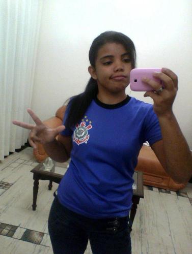 Simpática,de bem com a Vida!
  e Apaixonada por Deus!!