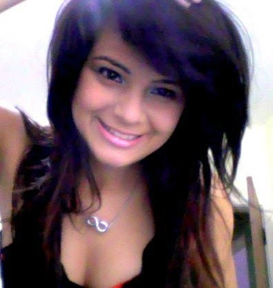 linefavelada's profile picture. apaixonada por rap e pelo @projota, paulista, barraqueira, mal educada, impaciente,a rua é noiz