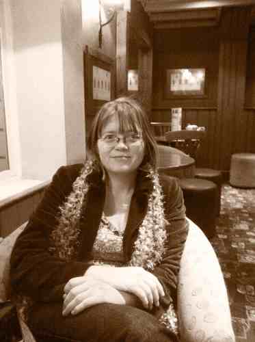 lucy13bo's profile picture. civil servant