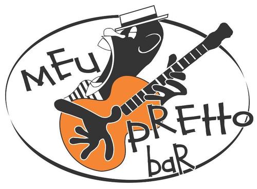 Samba, pagode e samba-rock ao vivo como trilha sonora.