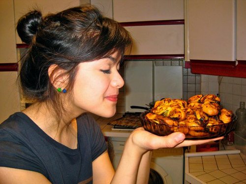 thecharlottemei's profile picture. TV & Radio Host / Associate Nutritionist / Food Geek