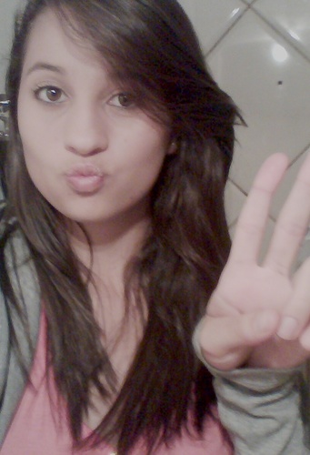 Sou feia, chata, idiota, retardada e ciumenta, prazer (: