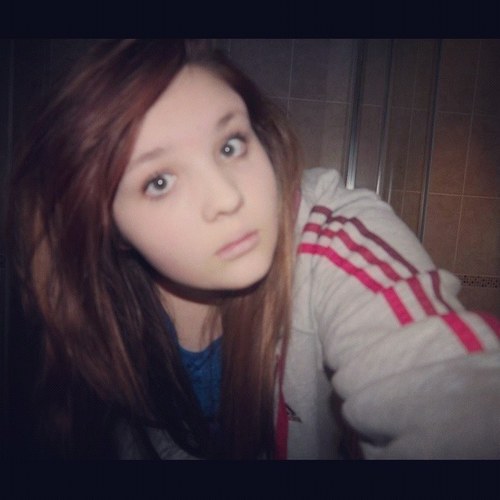 FOLLOW @Pipppaa NOW! 15. Max Milner&Orange Juice are life. Janoskians :) oh also, i'm secretly a ninja. shhhh.