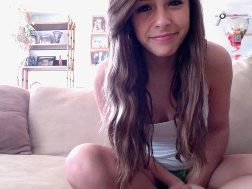 _TeamFollowBk's profile picture. Samantha. 16. Id possibly follow back(; x