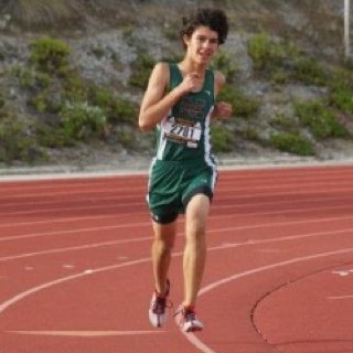 RunnersTweets1's profile picture. I tweet about anything runners can relate to. Follow to be inspired and motivated. Live to run, run to live. #TeamGarmin