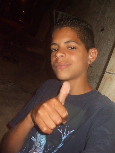 Me odeia porque eu sou o que você queria ser. ___________ CONTATO:        traxarttraxart@hotmail.com
_____________FACEBOOK.
https://t.co/ZkZv7It7xV
