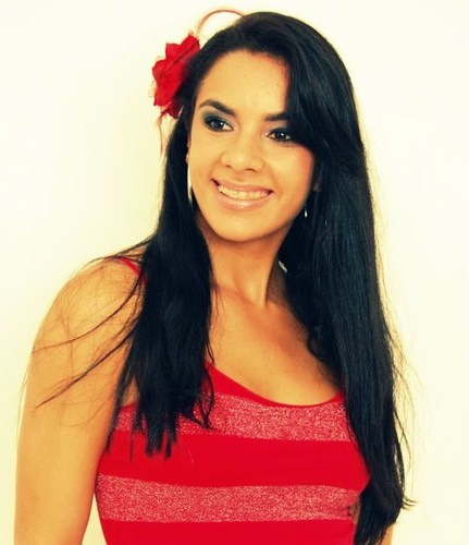 Você é a nossa razão, nossa inspiração, nossa princesa. ♥ te amamos @hannahvanessa !
http://t.co/cjMcITbtIf