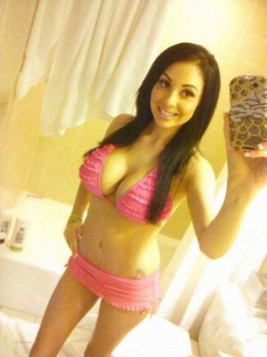 ItsCookie17's profile picture. Hey!! New to twitter, just figuring this out! follow me