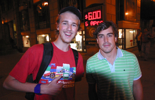 Fan of bicycles. mostly skeptical. Fernando Alonso fan