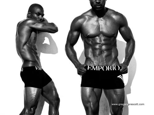 Celebrity Health Coach & Model
Stay Fit or get caught sleeping.
#NoDaysOff #iMATTER #Getuncomfortablesquad