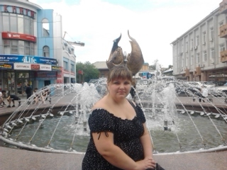 я работаю в род доме.в свободном поиске;)