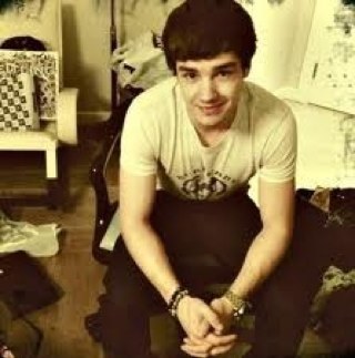 FakeLiamPayne1D's profile picture. Liam here im afraid of spoons so if you have a spoon get away from me!! Taken by @SugarSweetJo_RP RP: single :)