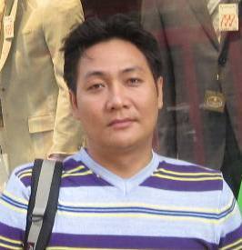 Father of 2 kids. Live in Yangon. Work at one of microfinance institution.