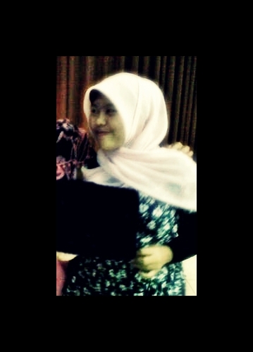 aisharahmatya's profile picture. Bubbly