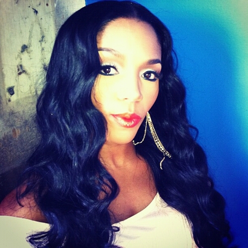 The Official #TeamRasheeda Page , Ran strictly by fans ; We're fans that are dedicated to the Boss Chic Herself @rasheeda , ! Visit http://t.co/jsgLWVdqxY !