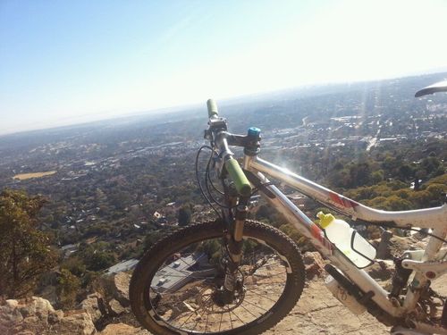 Aeronautical engineer with a MTB problem