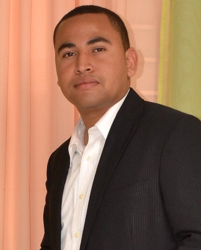 FrancisFulg's profile picture. Fotógrafo profesional. Amante del strobist y nikonista por error. Defensor de de la fotografía educada y motivador de aficionados.