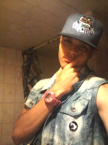 doin me dont give a fuck about what you doin.