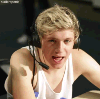 Mulher Do Liam , Namorada Do Louis,Amante Do Harry,Ficante Do Zayn,Peguete Do Niall . Brazil Loves 1D