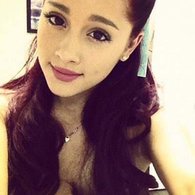 ♥♥♥♥♥♥♥♥ She is in the studio writing and recording her debut album & filming Victorious. Indonesia loves Ariana Grande! Contact: arigrandeid@yahoo.com ♥♥♥♥♥♥♥♥