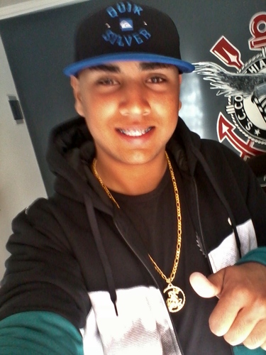 16 αnos,cαpricorniαno,Moro no JD. Leblon onde reside só os lokos ♫ & αcimα de tudo HUMILDE !