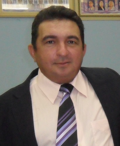 Raimundo Canuto de Brito. Devoto de Padre Pedro Neefs, Agricultor, Associativista, Cooperativista, Sindicalista e Petista.
