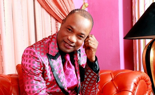 Antoine Christophe Agbepa Mumba known as KOFFI OLOMIDE, Congolese Soukoous singer. Le grand mopao.