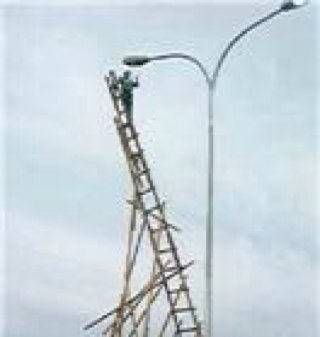 TGI_PRIDAY's profile picture. 