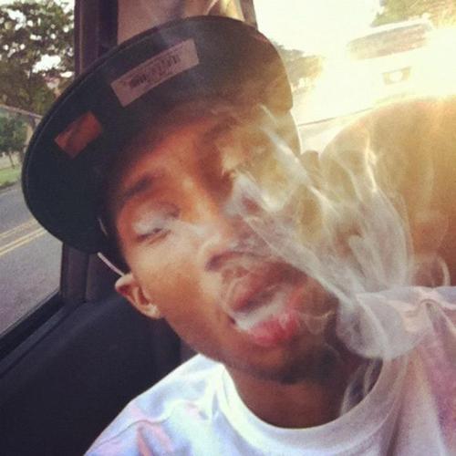 QL_QM's profile picture. Rule#1: (BLANKFACE) Only show emotions wen needed!» Rule#2: (SMALLCIRCLE) Da smalla ur circler the quicka u can find da weak link. {Da small da betta} QL.©