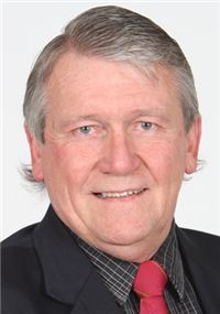 AndyHuxley1's profile picture. I am an Ind. Councillor(Bucks Res. Assoc) on Buckinghamshire Council and Aylesbury Town Council. Avid Man Utd fan. Rock and Roll forever. EU out! HS2 is a joke!