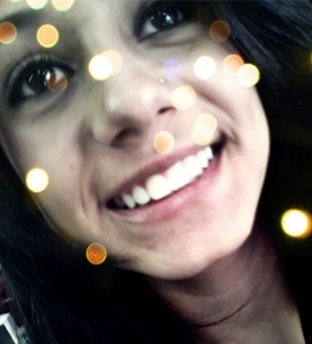 Eu não posso evitar mostrar que não sou como antes, tão doce, tão humana, tão sonhadora . Você é o meu amor . ♡