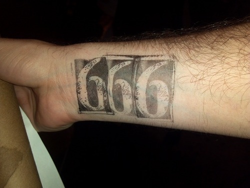 DigitalBaphomet's profile picture. I am the 666%.