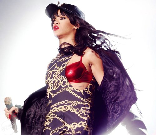 #RihannaNAVi #Lovatic