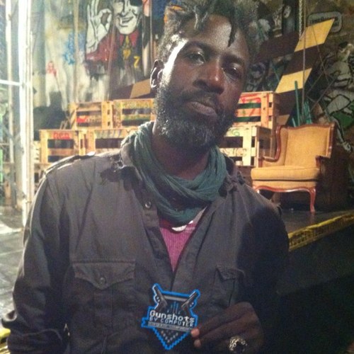 computershots's profile picture. SuperawesomeDJs!// DJssupercheveres! http://t.co/q2B09y6G8q