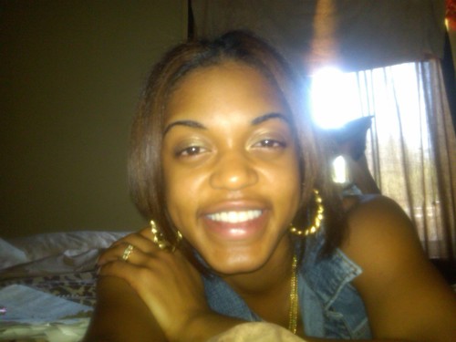 QuinOnTheBeat's profile picture. #teamIphone4...#teamFuckYoFeelings..(T.I. voice) dont know which way to go i make it easy follow me @ReadySetTalk