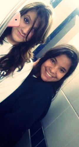 Deus & mais nada, o único em que eu confio de olhos fechados, eu te amo Senhor ❤ 
Justin Bieber , eternamente ∞ gêmea, melhor amiga, lifê ! s2