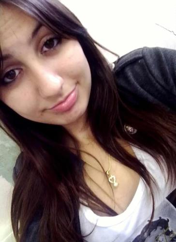 As mais belas frases de amor são ditas no silencio de um olhar.