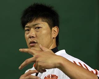 中学３年です！ツイートはほぼ野球です。 大の巨人ファン♪プロ野球スピリッツやパワプロなどをやってます。今のところの観戦日は7/10日。