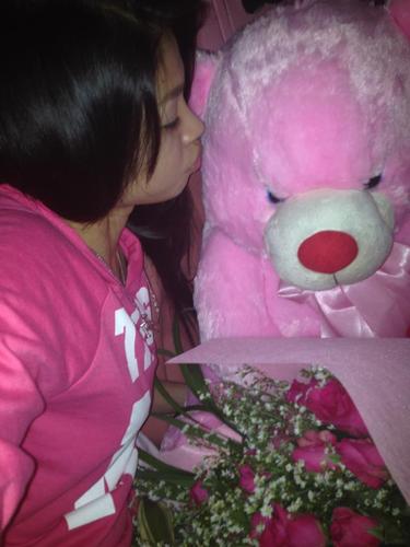 chiliREDD's profile picture. I love those people who can overlook my faults & my Imperfections, and can accept me not for what I am, but who I really am..